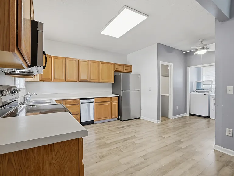 4507 S Harmon St #A — Photo 9