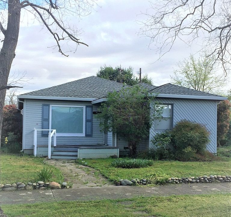 2nd image of 428 Sioc St