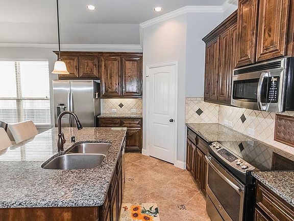4th image of 5659 Armillary Dr