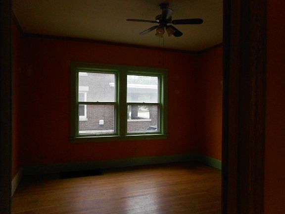 5th image of 1819 S 4th St