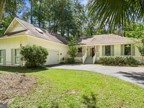 214 Montauk Ln, Richmond Hill, GA 31324