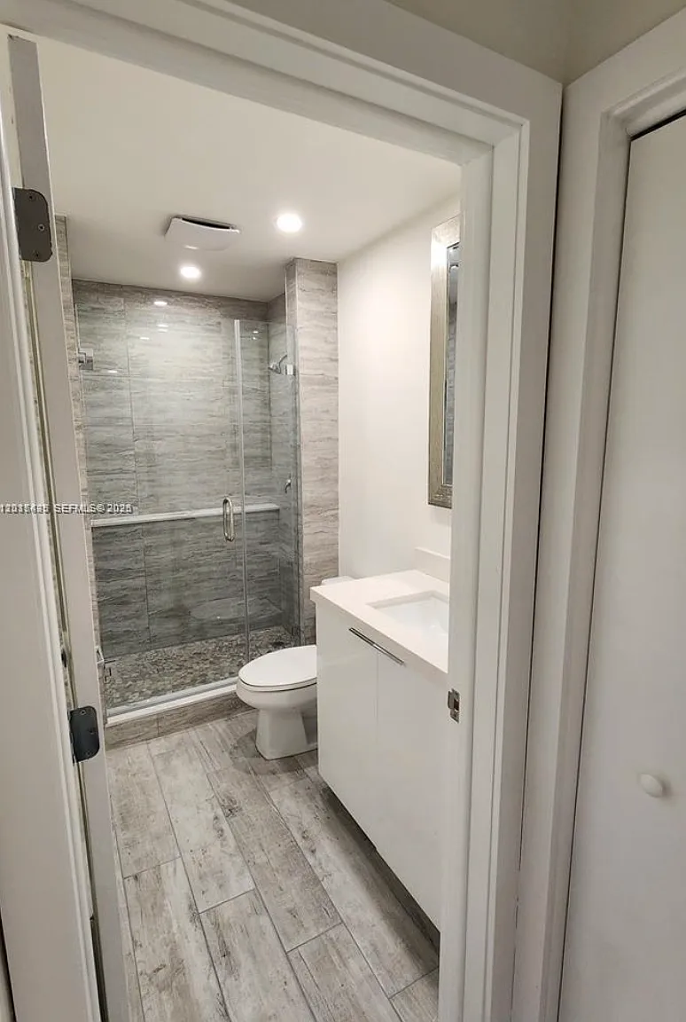 2 bed, 1150 sqft, $3,250 — Photo 4