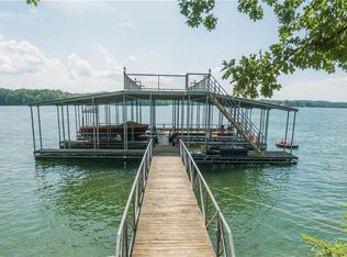 557 Bayberry Crossing Dr, Gainesville, GA 30501