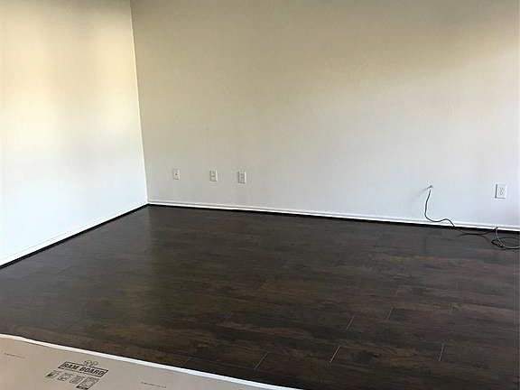 4th image of 9005 Lanewood Dr