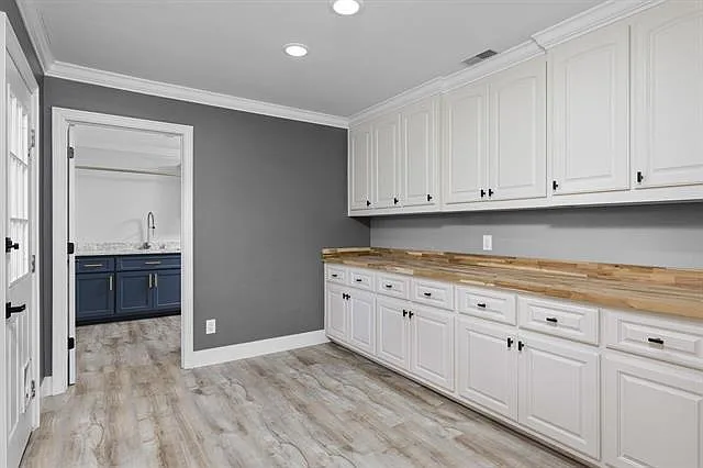 1658 Country Club Dr — Photo 9