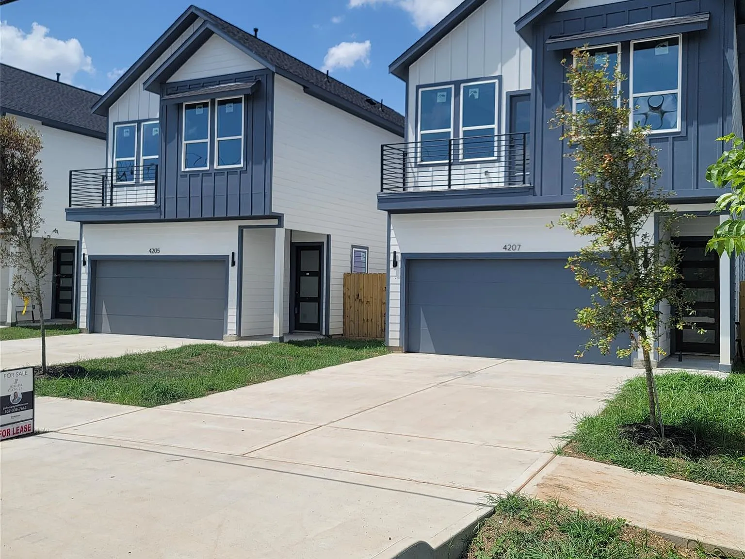 3 bed, 2.5 bath, 2179 sqft, $2,400 — Photo 2