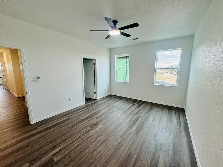 2818 N Platino Dr — Photo 6