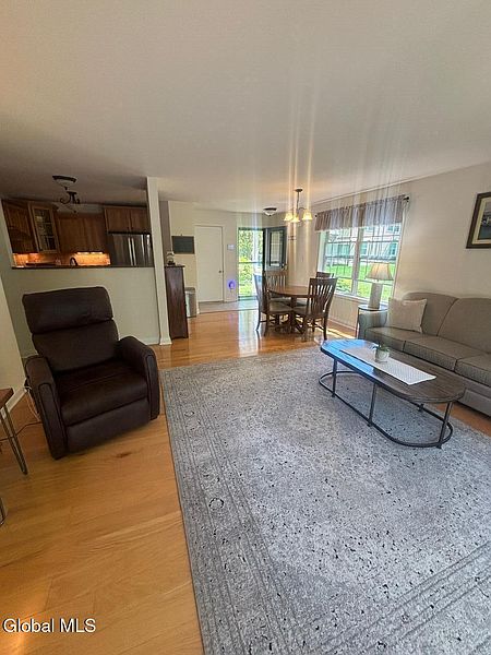 3rd image of 701 Royale Court
