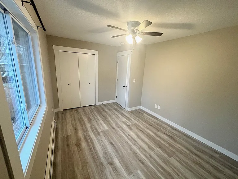4310 Grainwood Cir NE — Photo 16