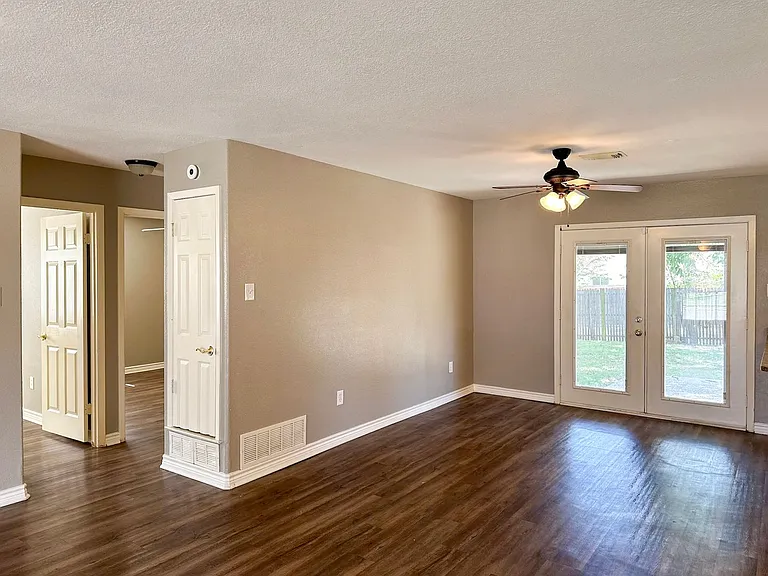 54192 Sun Valley St — Photo 7