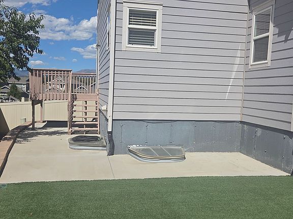 3rd image of 1491 Grand Overlook St