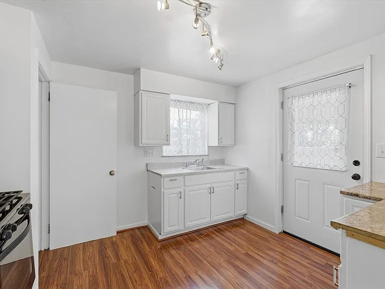 174 Cheston St — Photo 15