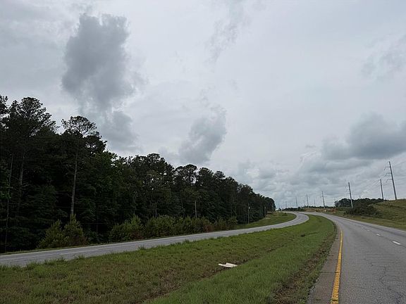 2nd image of 0 Cowan Dr
