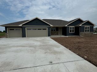 1508 Frontier Rd, Luxemburg, WI 54217