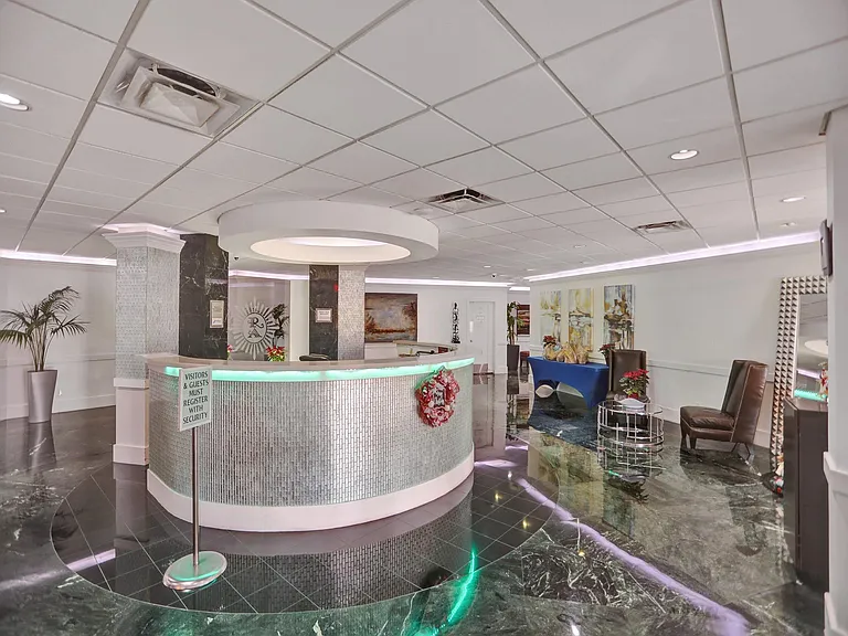3700 Galt Ocean Dr #1215 — Photo 3
