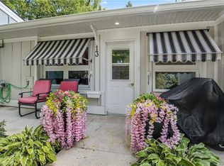 13 Sister Varga Ter, Hamilton, ON L9B 1T8