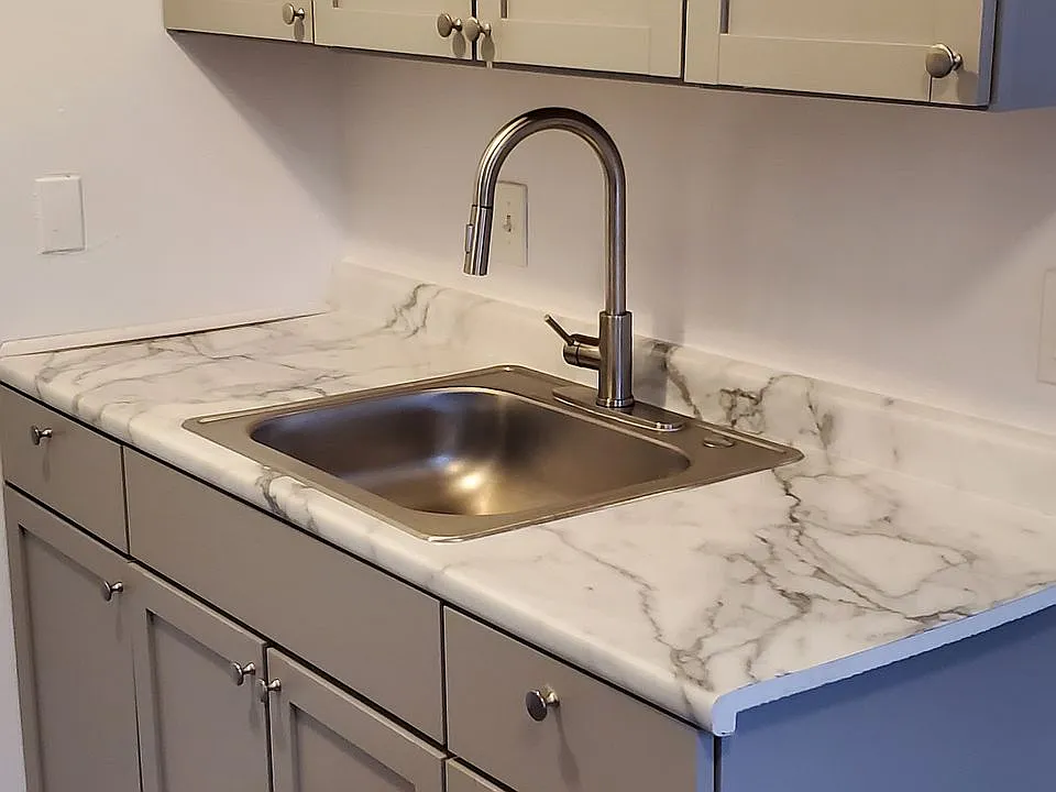 Sunrise Place Apartments — Photo 4