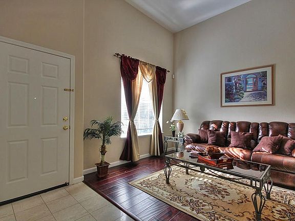 2nd image of 3257 Sangiovese Pl