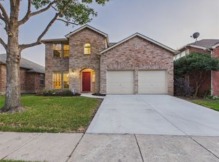 1704 Heron Dr, Aubrey, TX 76227