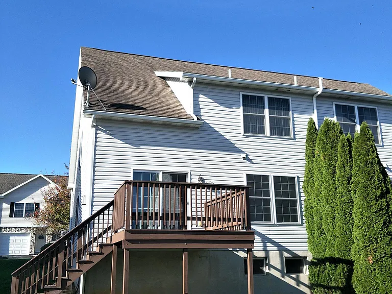 103 Gala Dr — Photo 2
