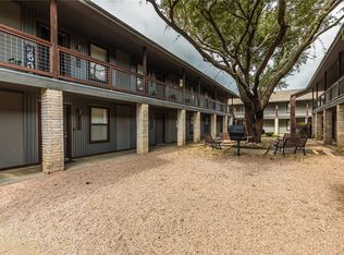 1330 S 12th St, Waco, TX 76706