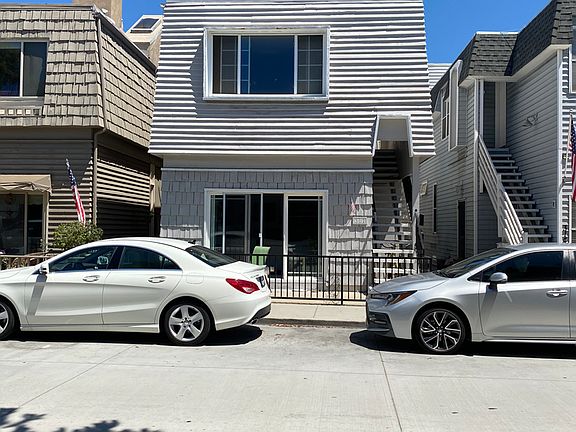 2nd image of 312 E Bay Ave #B