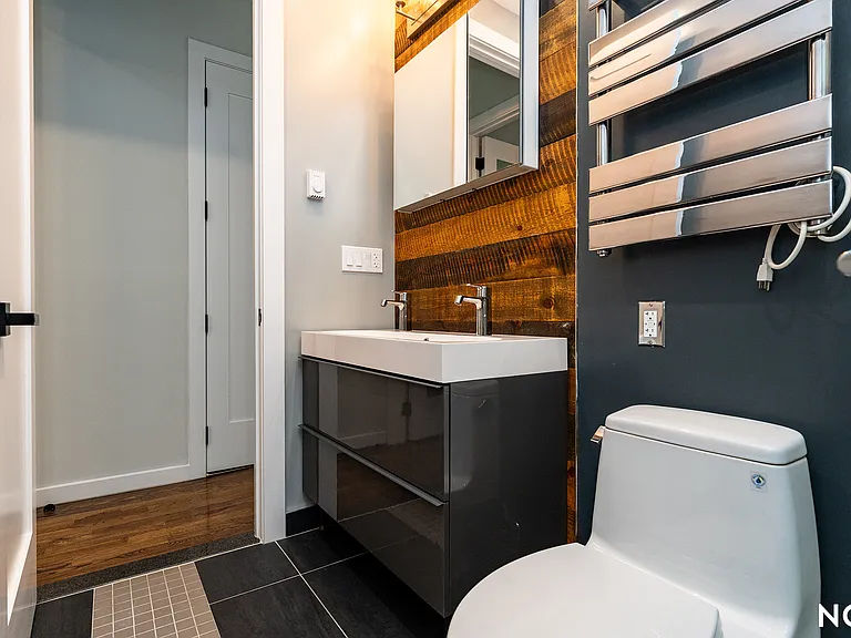 1628 Summerfield St #2B — Photo 7