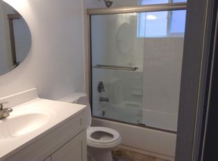 1366 Monte Vista Ave APT 5, Saint Helena, CA