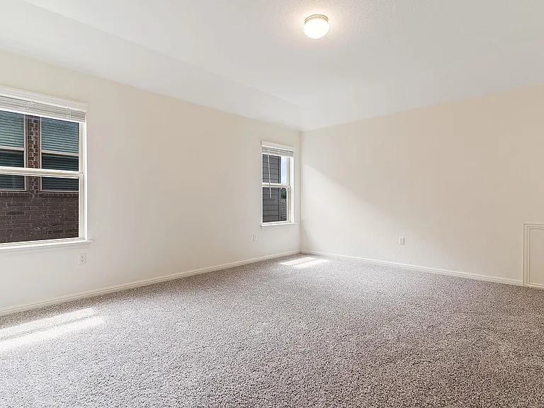 607 Allende Bnd — Photo 36