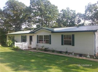 335 Windy Point Dr, Bourbon, MO 65441