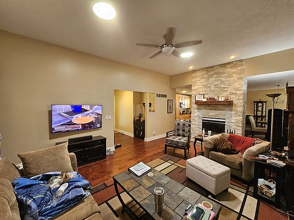 Living Room with tons of space, TV to stay for tenant.