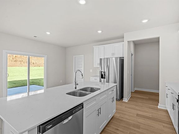 7th image of this home