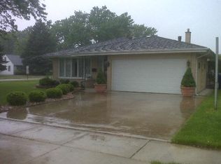 7234 W 73rd St, Bridgeview, IL 60455