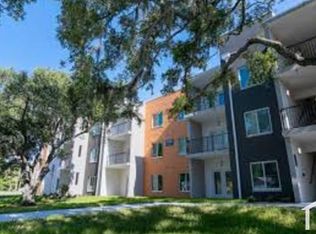 1672 21st St, Sarasota, FL 34234