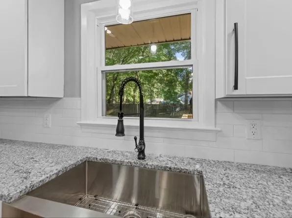 278 Eastwood Dr, Newport News, VA 23602