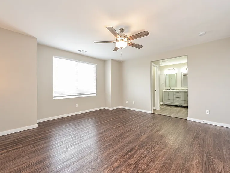 24762 E Wyoming Cir — Photo 13