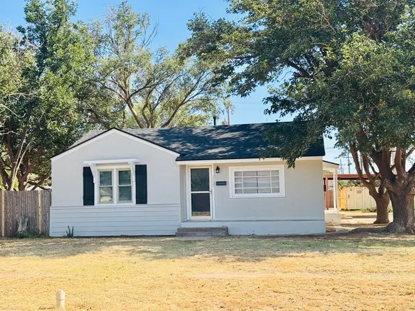 2029 N 7th St, Tahoka, TX 79373