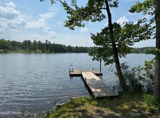 35 Rosewood Ln, Lackawaxen, PA 18435