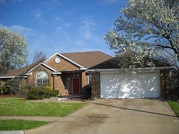 1st image of 600 Thornton Ct