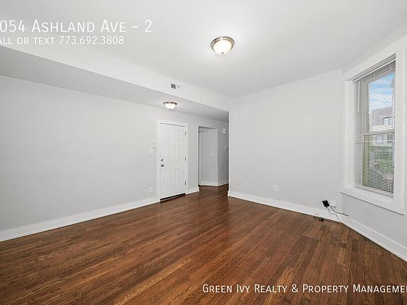 4th image of 1054 N Ashland Ave #2