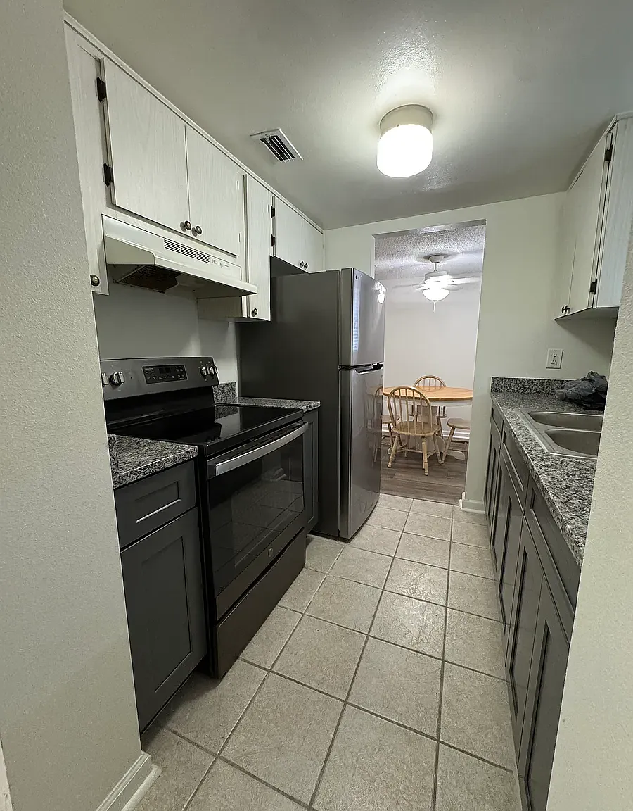 2 bed, 720 sqft, $1,475 — Photo 3