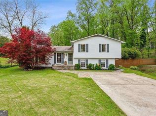 3198 Guynelle Dr, Marietta, GA 30066