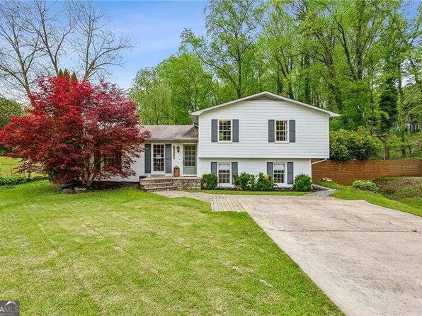 3198 Guynelle Dr, Marietta, GA 30066