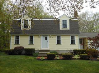 82 Shaw Dr, Glocester, RI 02857