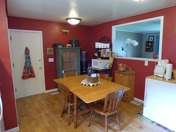 5th image of 118 Estonia Dr
