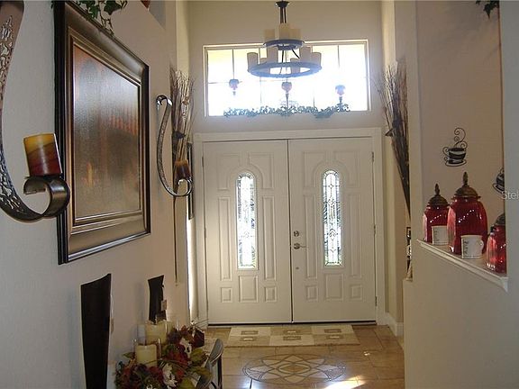 2nd image of 824 Ardenleigh Dr