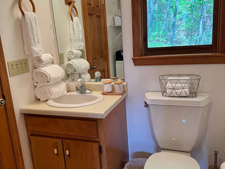124 Auburn Hill Dr — Photo 32