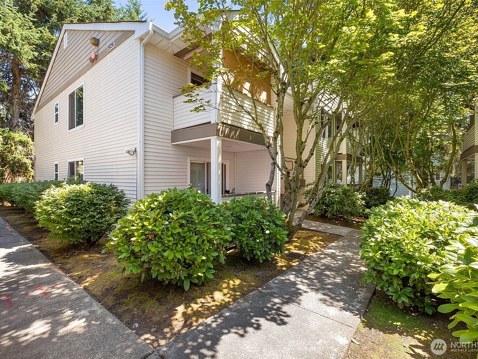 1st image of 19726 50th Ave W APT 201
