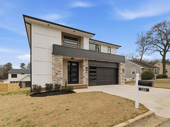 2nd image of 120 Morrow St