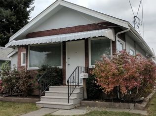 222 Burnett Ave N, Renton, WA 98057